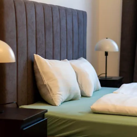 Gozsdu White Raven 105 - Free Parking, Terrace * Budapeşte