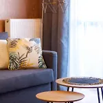 Gozsdu White Raven 105 - Free Parking, Terrace