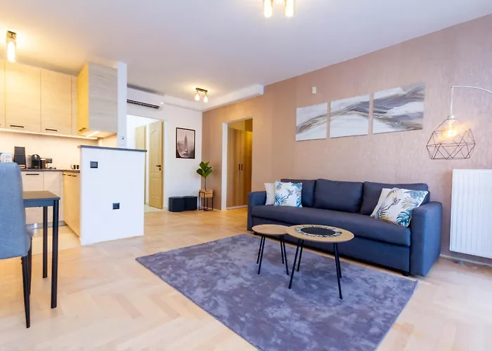 Gozsdu White Raven 105 - Free Parking, Terrace Daire *