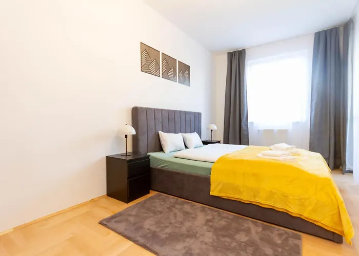 Daire Gozsdu White Raven 105 - Free Parking, Terrace Budapeşte